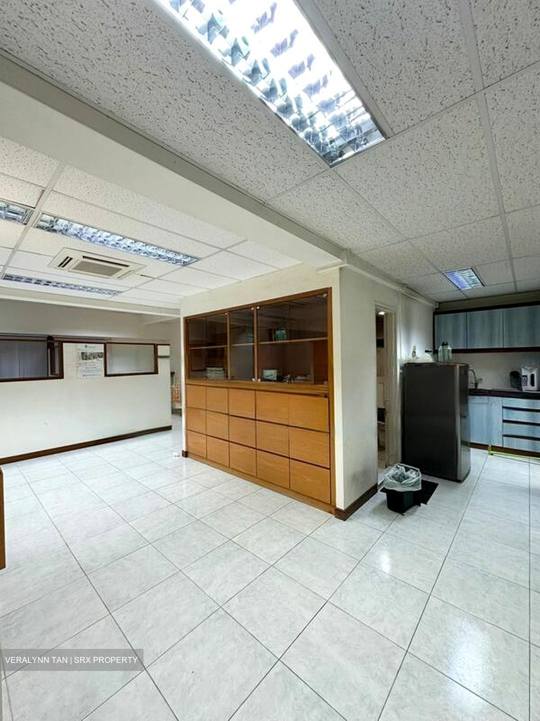Textile Centre (D7), Office #565795391
